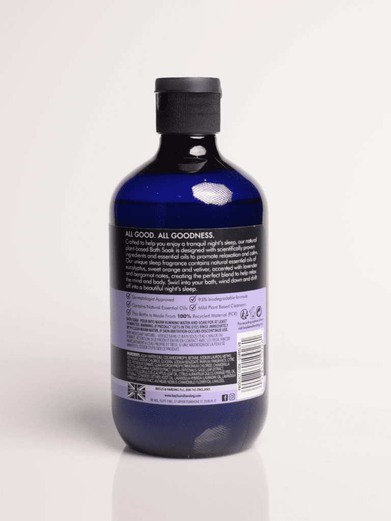 Sleep Lavender & Bergamot vegansk naturligt badeskum i blå flaske med sort låg og label